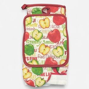 Apple Print Oven Mitt and Pot Holder Kitchen Set NWOT
